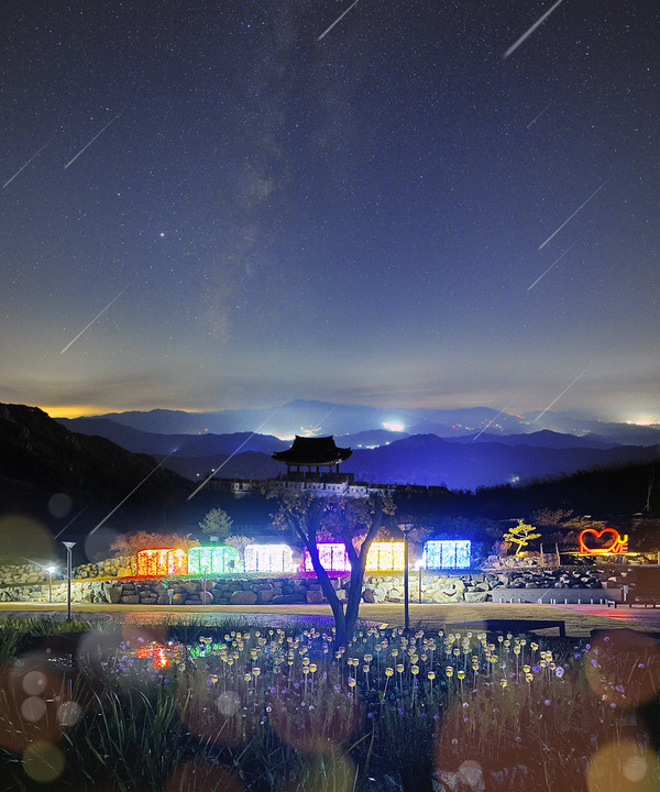 산청 황매산 미리내파크 야간 별빛터널 이미지 합성